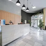 Kampus Palace فندق