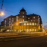 酒店 Kampus Palace 俄斯特拉发