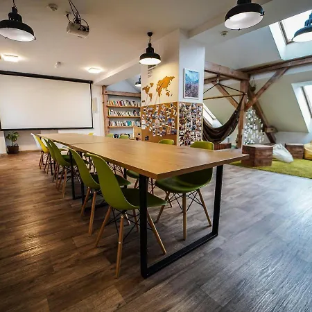 Hotel Kampus Palace 3*