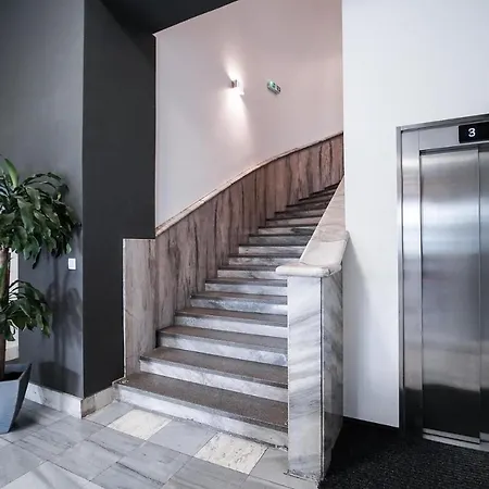 Kampus Palace Готель