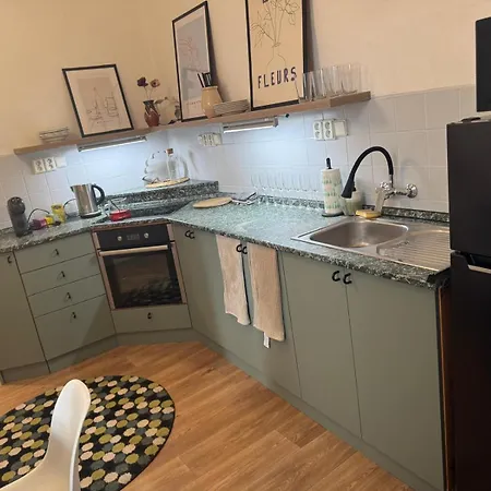 Kampus Palace Готель Острава