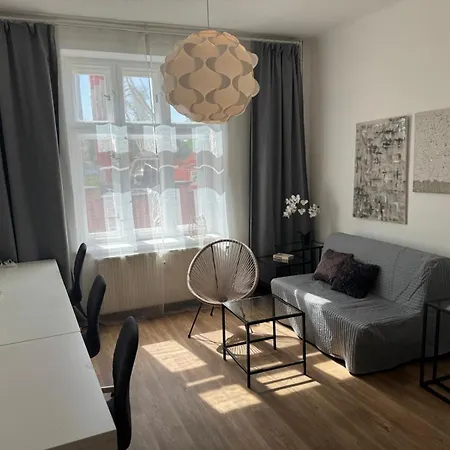 Готель Kampus Palace