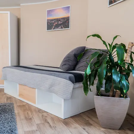 Готель Kampus Palace 3*