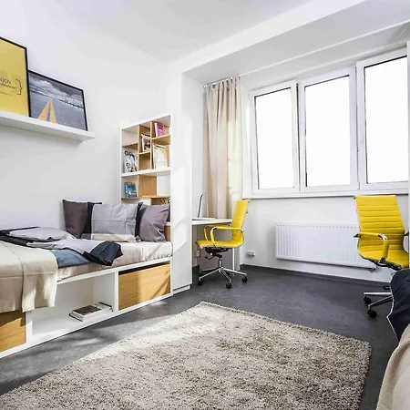 Готель Kampus Palace