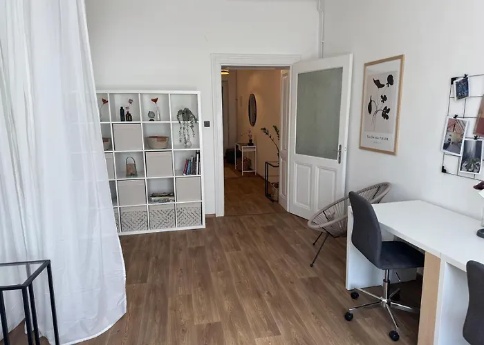 Kampus Palace Szálloda 3*